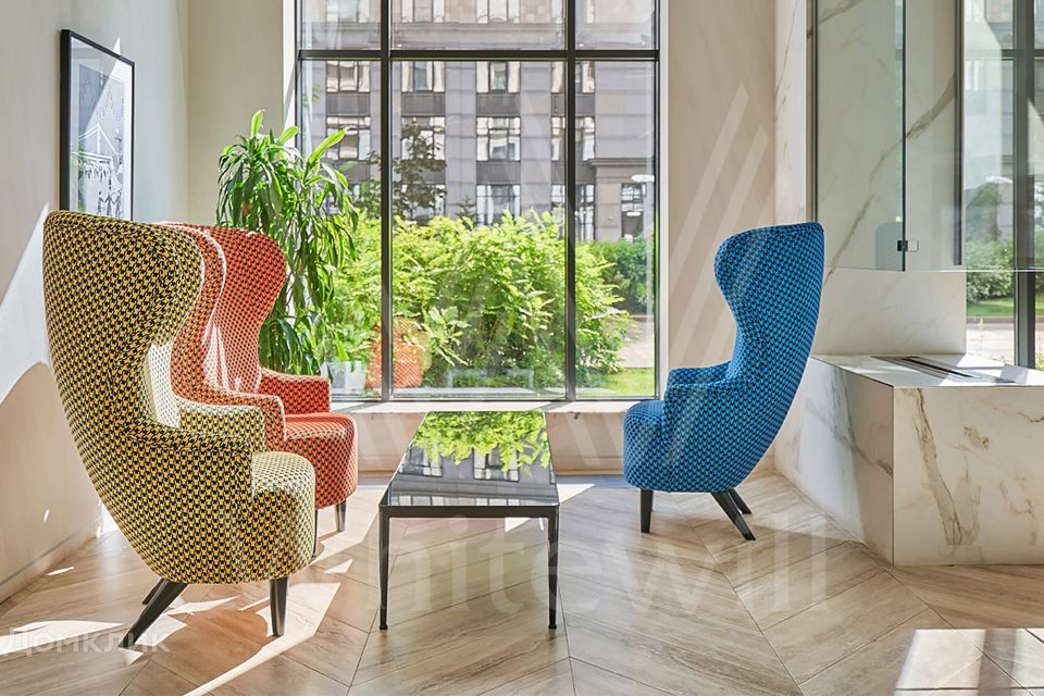 Продаётся 4-комнатная квартира, 180 м²
