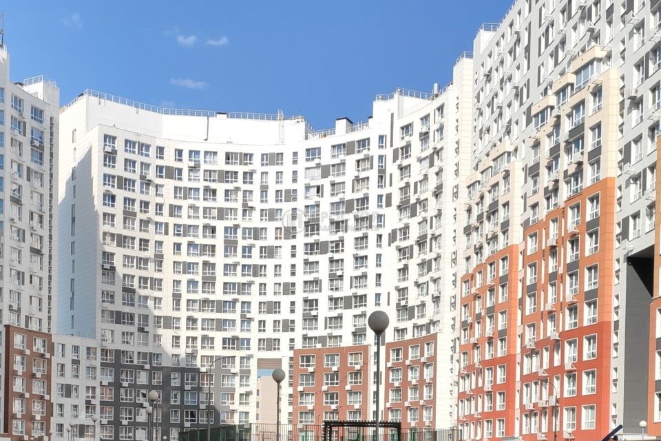 Продаётся 2-комнатная квартира, 65 м²