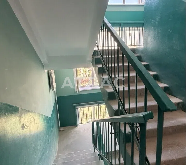 Продаётся 3-комнатная квартира, 61.3 м²