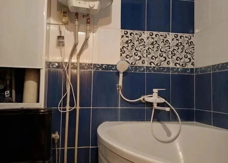 Продаётся 2-комнатная квартира, 55.6 м²