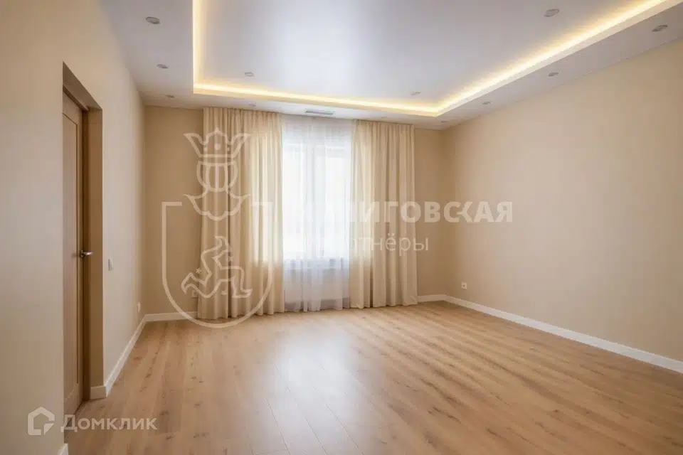 Продаётся 2-этажный дом, 200 м²