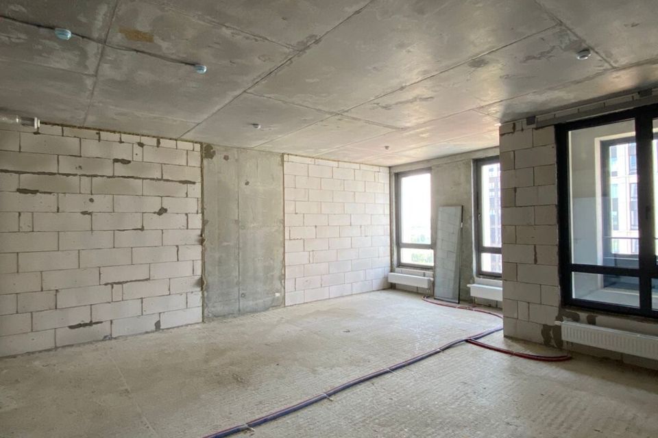 Продаётся 1-комнатная квартира, 43 м²