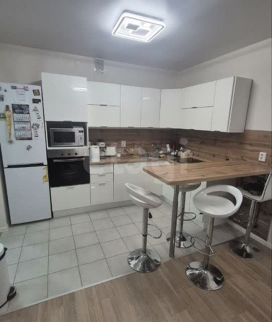 Продаётся 2-комнатная квартира, 59.1 м²