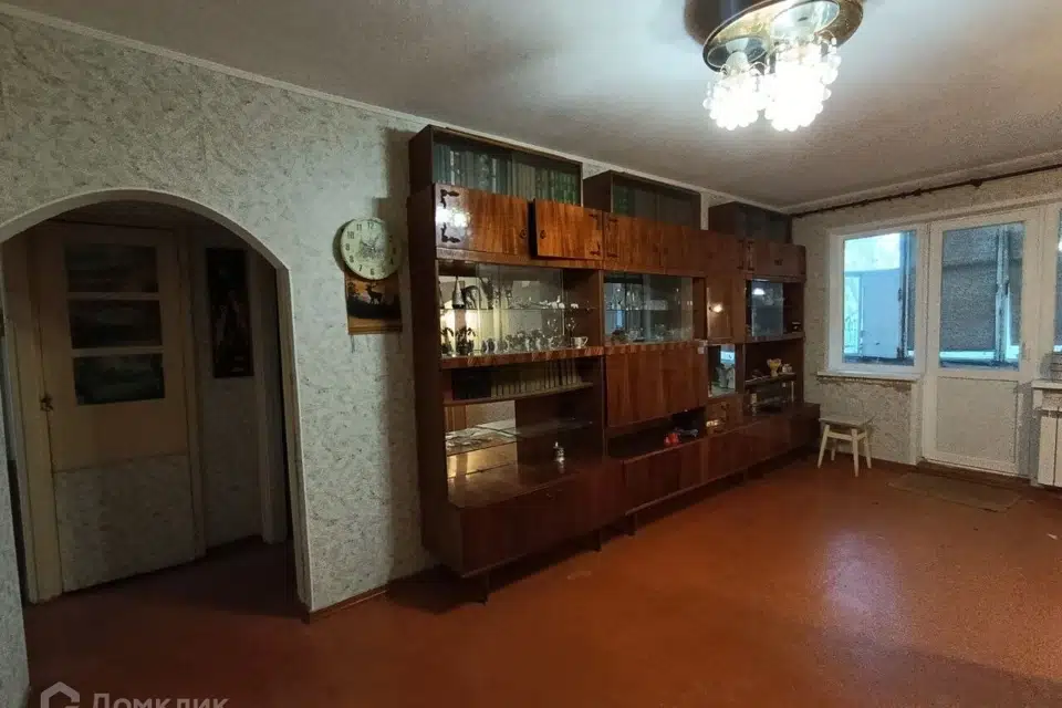 Продаётся 3-комнатная квартира, 56.5 м²