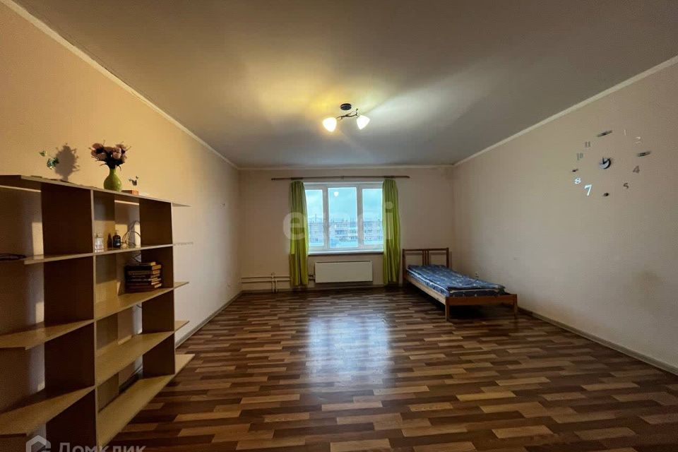 Сдаётся 2-комнатная квартира, 56.8 м²