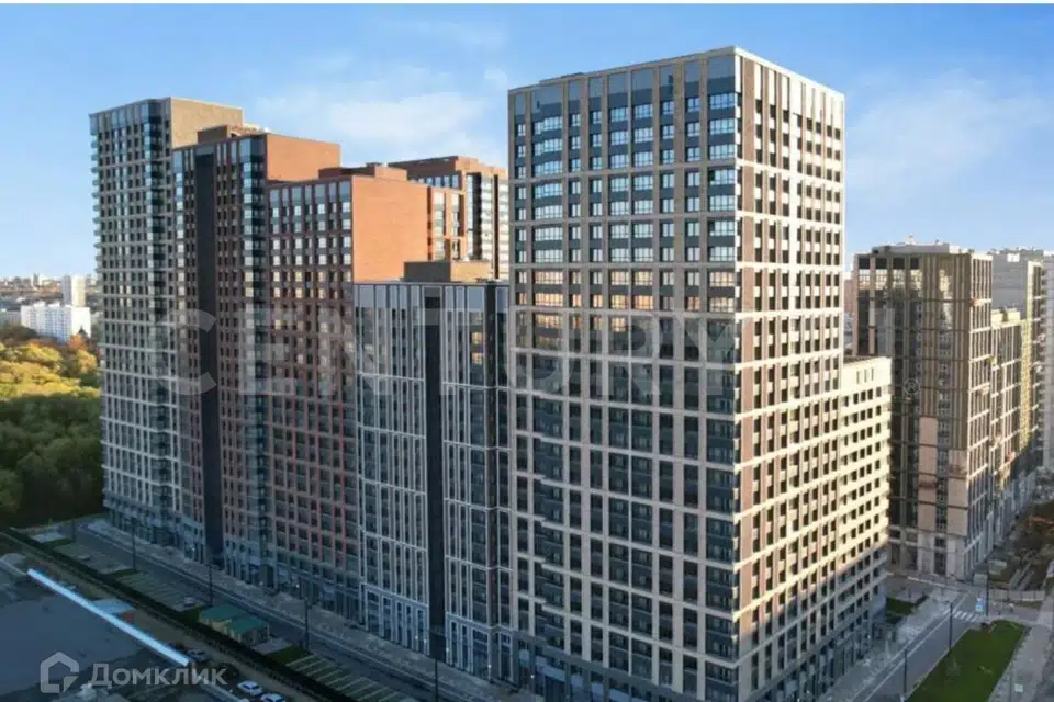 Продаётся 4-комнатная квартира, 134.5 м²