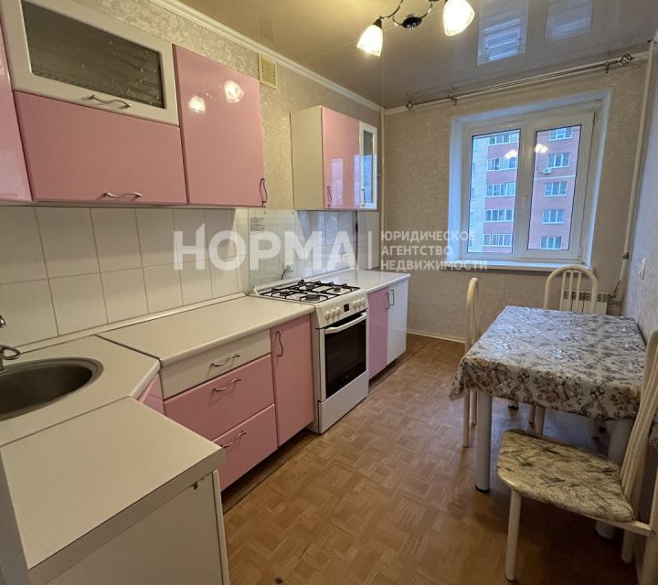 Продаётся 3-комнатная квартира, 61.8 м²
