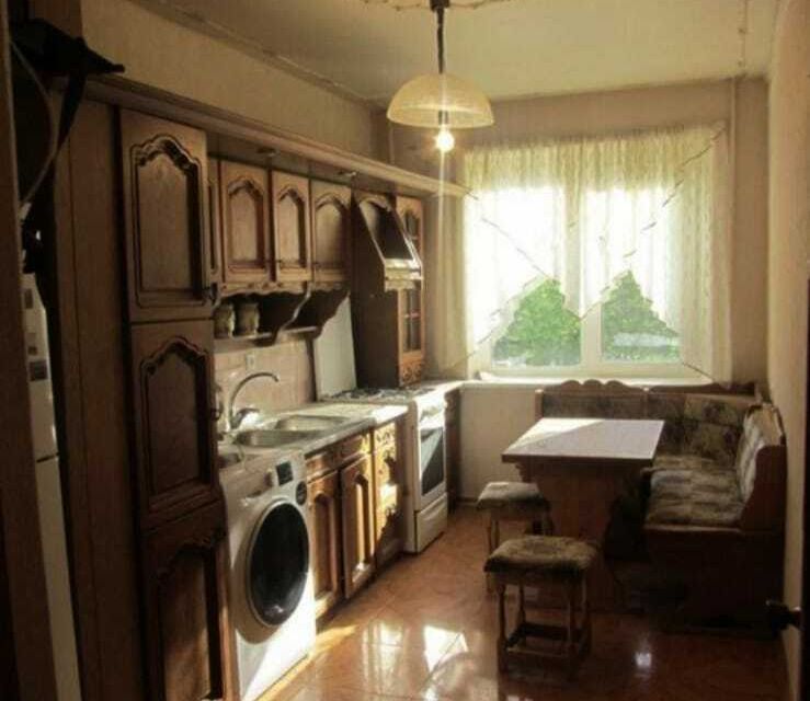 Продаётся 4-комнатная квартира, 80 м²
