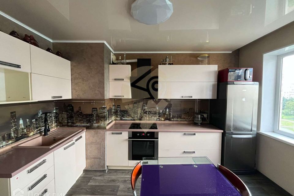 Продаётся 3-комнатная квартира, 62.7 м²