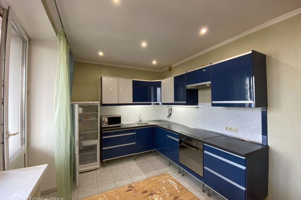 Сдаётся 1-комнатная квартира, 51 м²