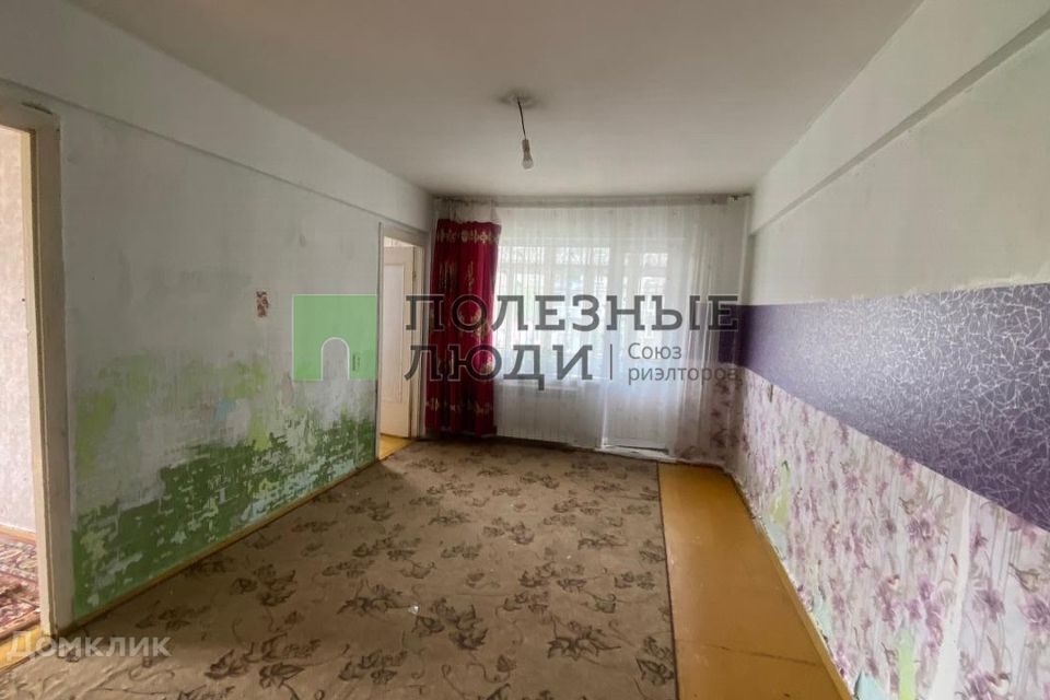 Продаётся 3-комнатная квартира, 50.7 м²
