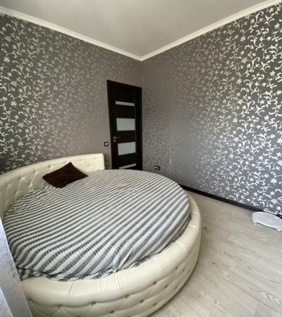 Продаётся 3-комнатная квартира, 61.6 м²