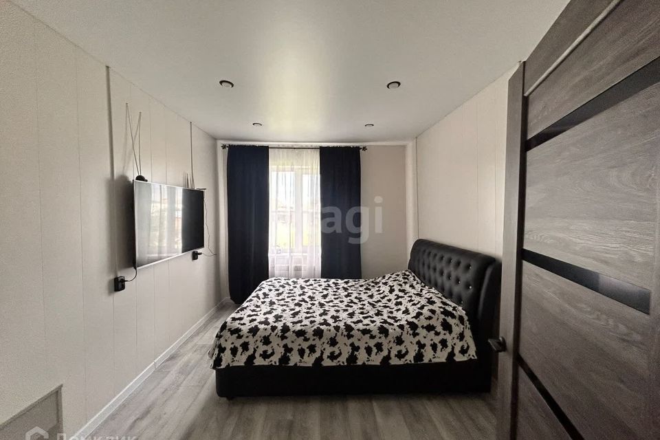 Продаётся 2-комнатная квартира, 72.8 м²