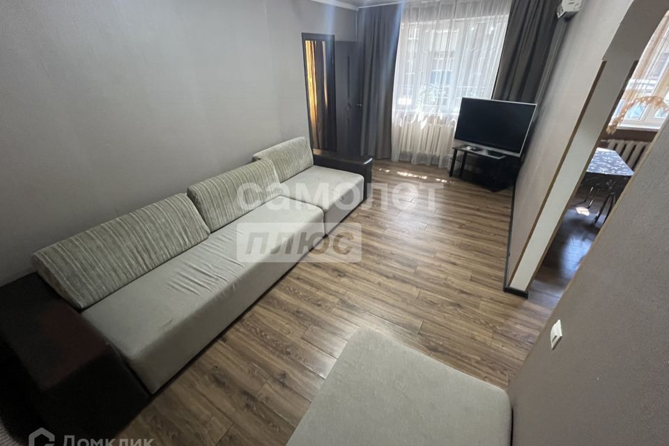Продаётся 2-комнатная квартира, 43.3 м²