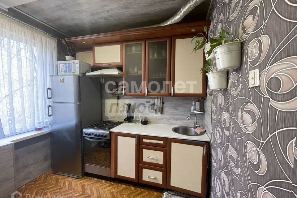 Продаётся 3-комнатная квартира, 57.2 м²