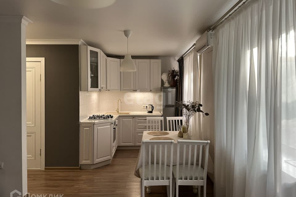 Продаётся 1-комнатная квартира, 41.1 м²
