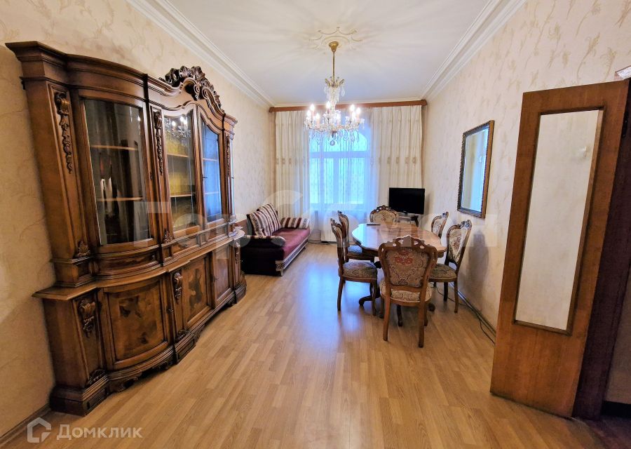 Продаётся 2-комнатная квартира, 53.5 м²