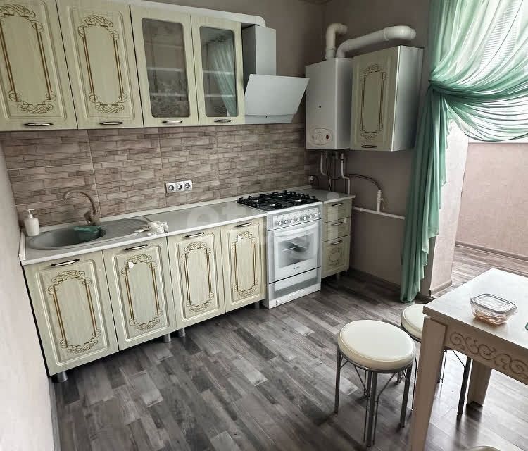Продаётся 1-комнатная квартира, 41.1 м²