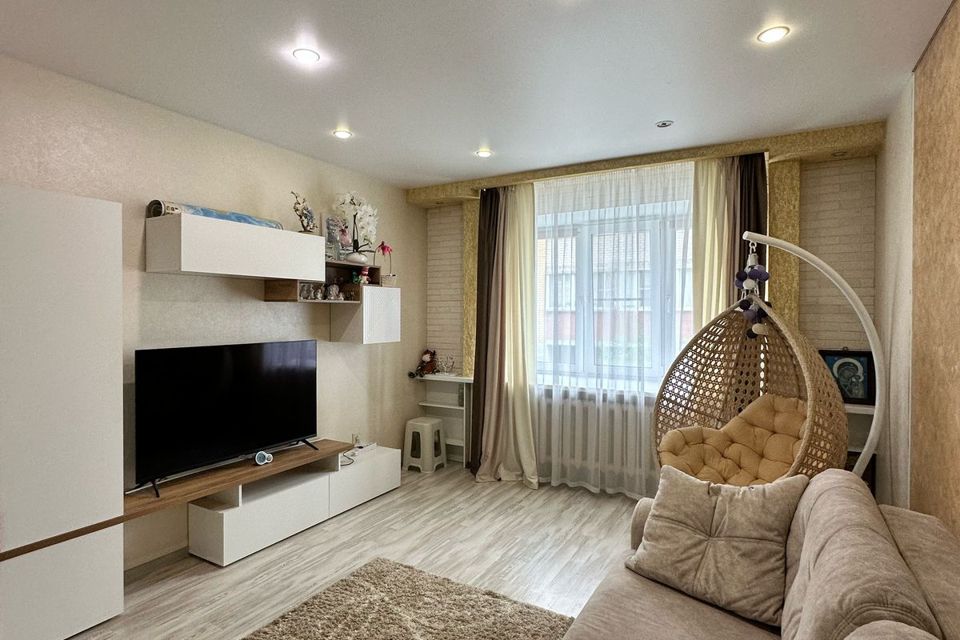 Продаётся 1-комнатная квартира, 41.7 м²