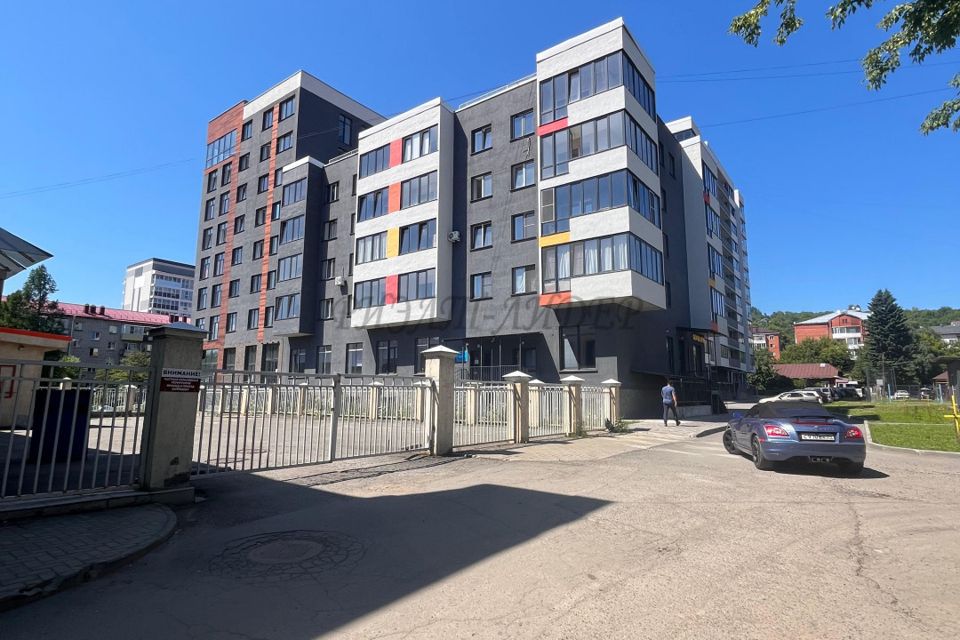 Продаётся 2-комнатная квартира, 53.7 м²