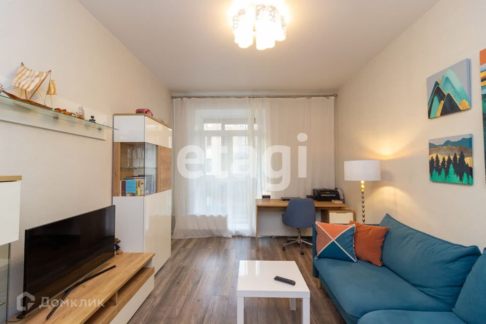 Продаётся 2-комнатная квартира, 63 м²