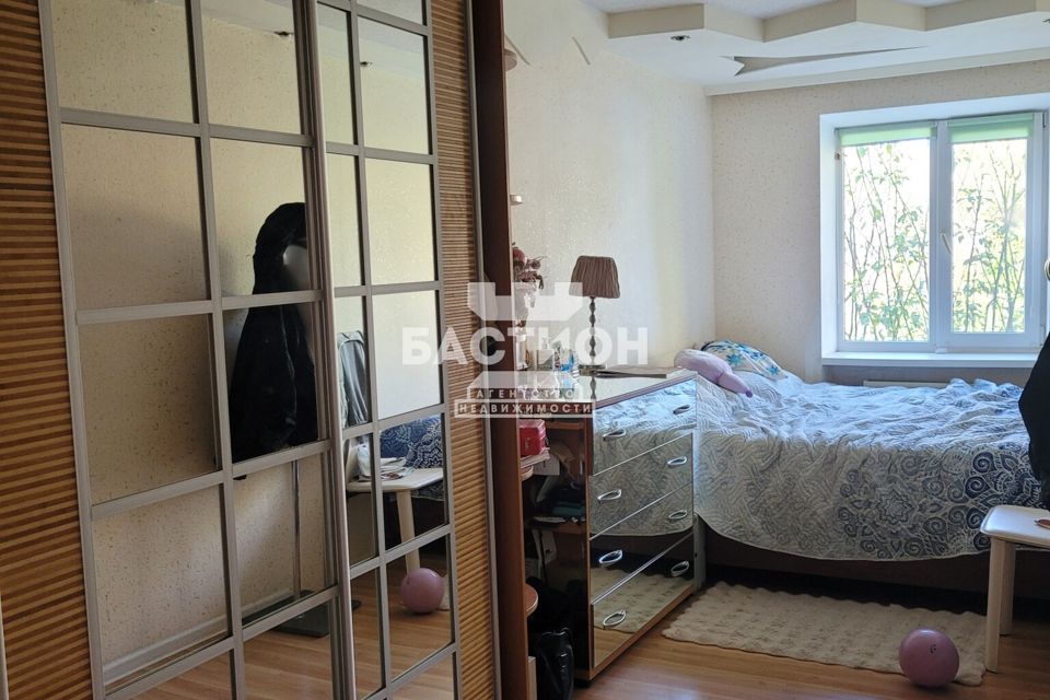 Продаётся 3-комнатная квартира, 60.9 м²