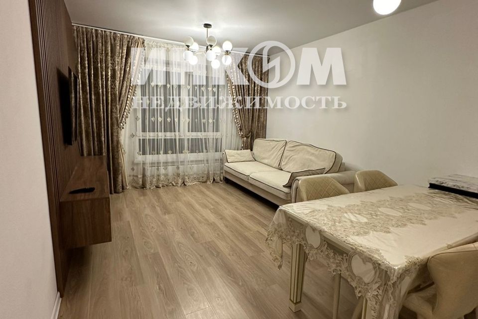 Сдаётся 3-комнатная квартира, 90 м²