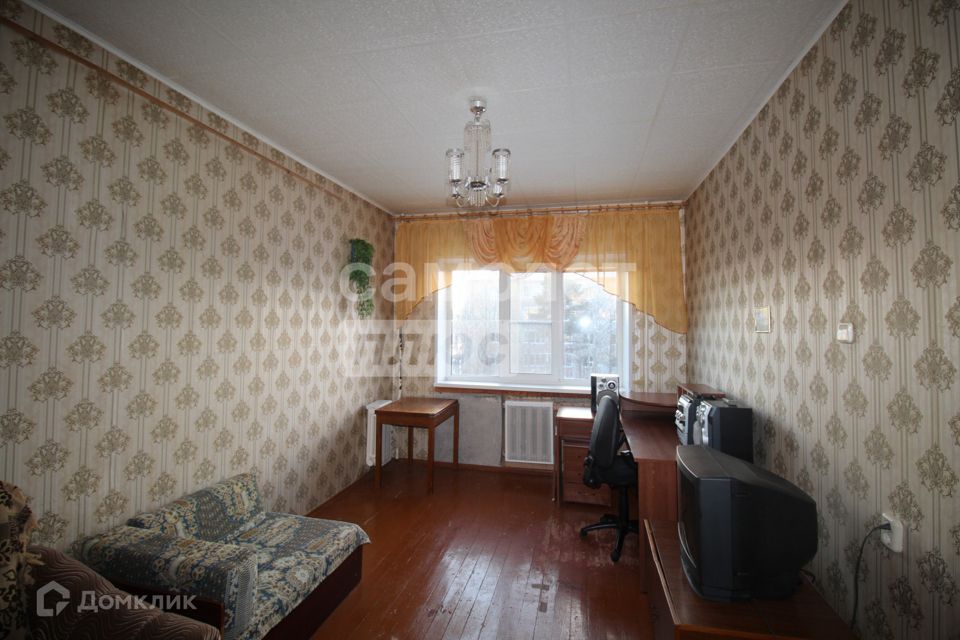 Продаётся 3-комнатная квартира, 61.5 м²