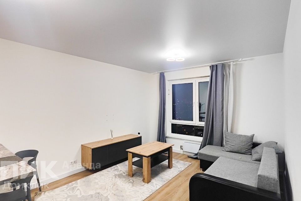 Сдаётся 2-комнатная квартира, 61.4 м²