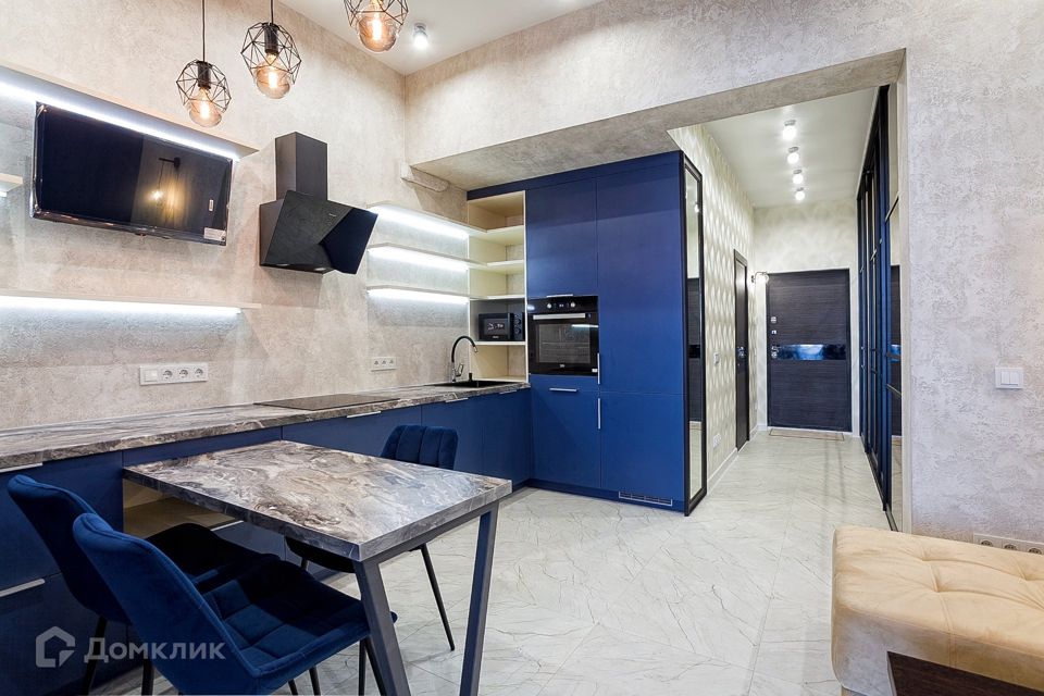 Продаётся 1-комнатная квартира, 57 м²