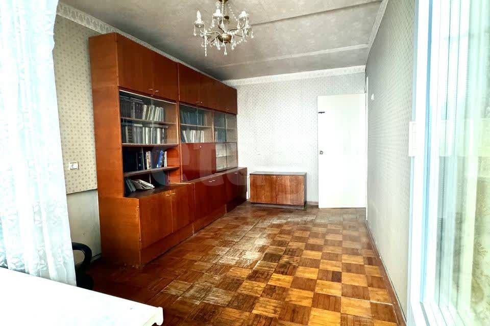 Продаётся 4-комнатная квартира, 74 м²