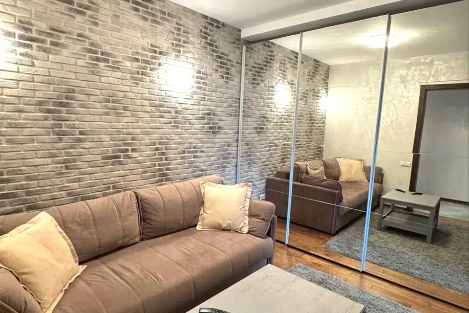 Продаётся 1-комнатная квартира, 38 м²