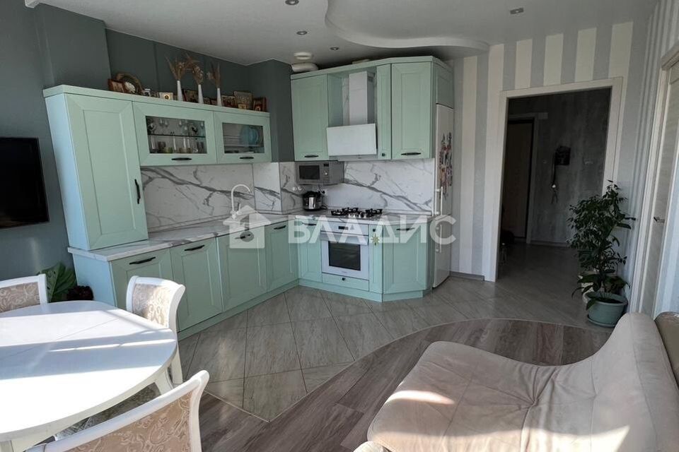 Продаётся 1-комнатная квартира, 41.2 м²