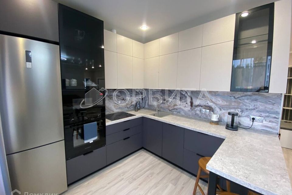 Продаётся 2-комнатная квартира, 72.8 м²