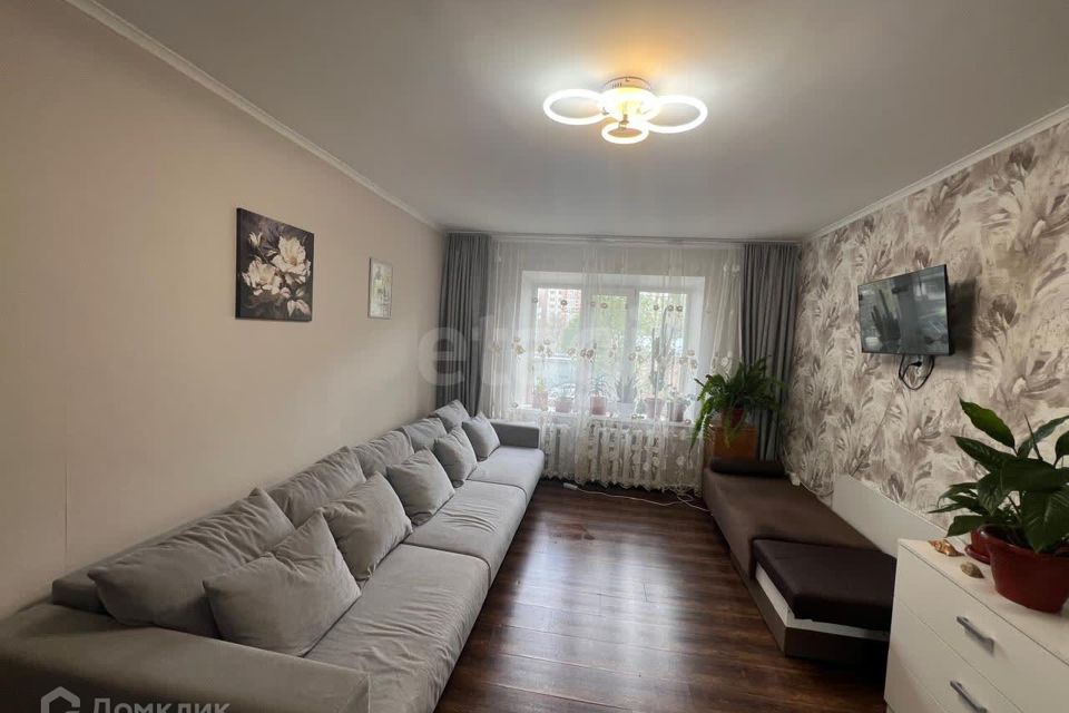 Продаётся 2-комнатная квартира, 60.4 м²