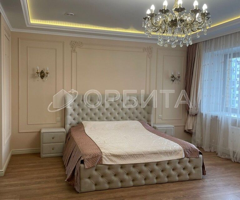Продаётся 3-комнатная квартира, 128.4 м²