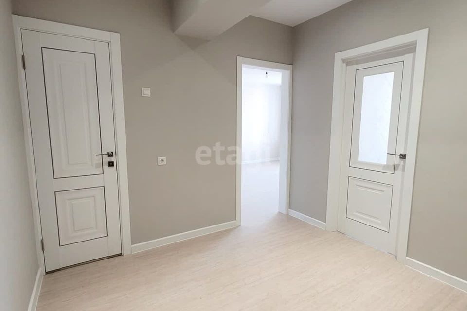 Продаётся 1-комнатная квартира, 43.1 м²