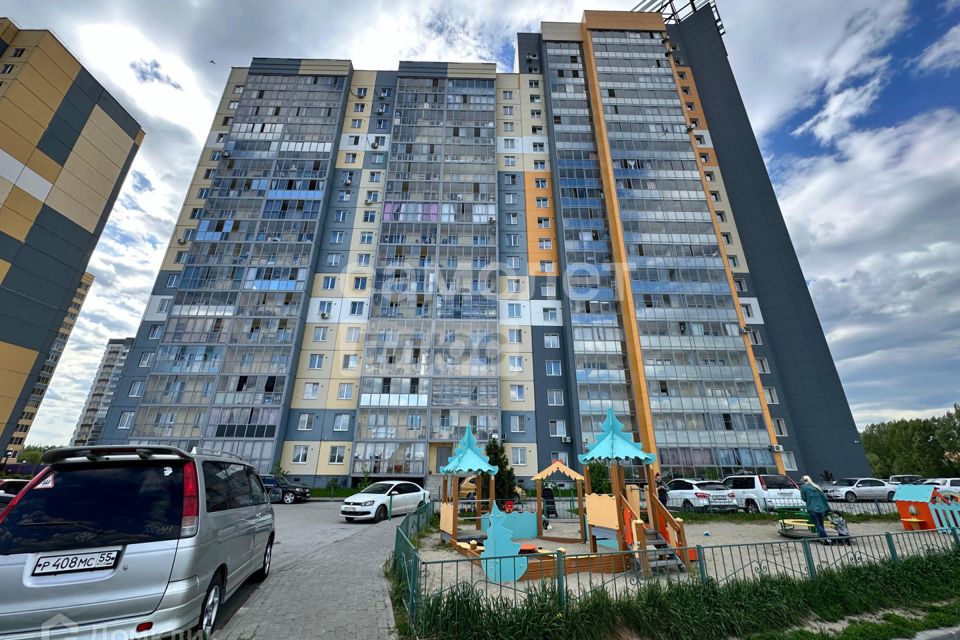 Продаётся 3-комнатная квартира, 76.4 м²