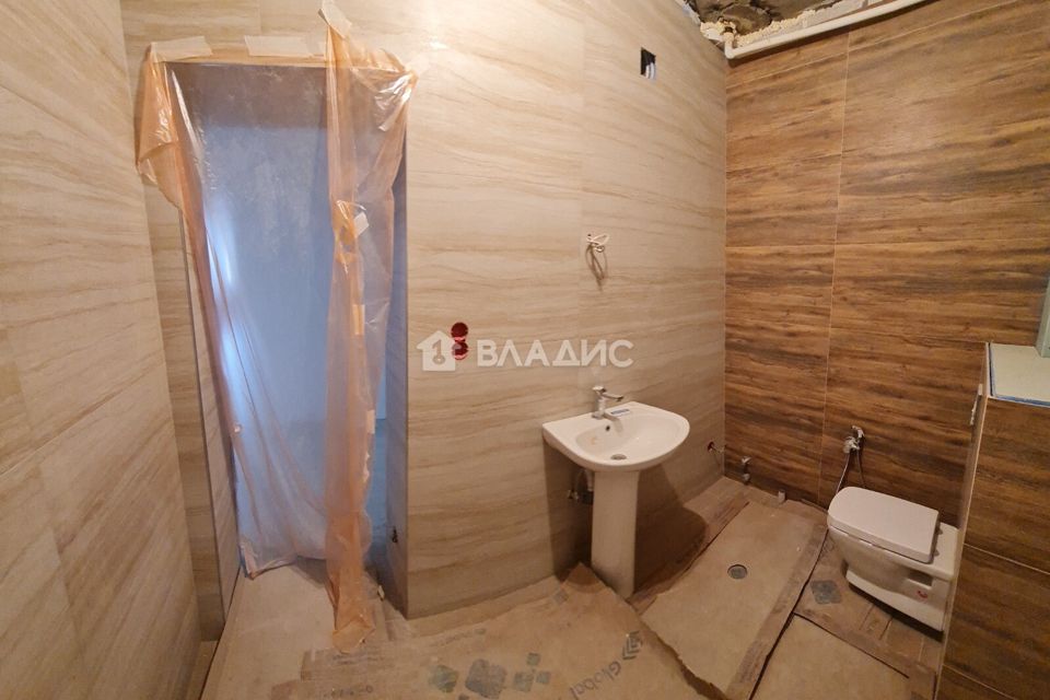 Продаётся 2-комнатная квартира, 105 м²