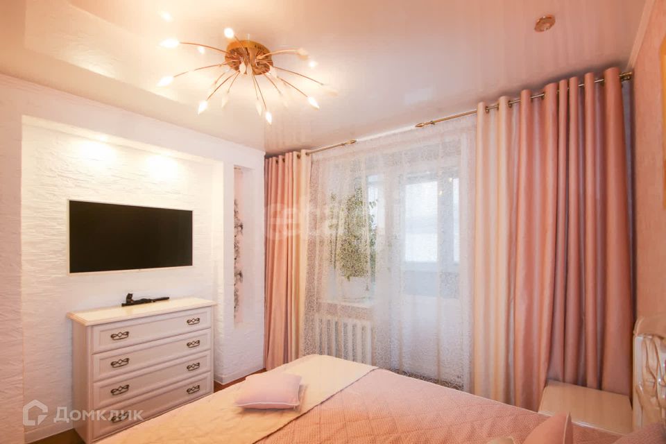 Продаётся 3-комнатная квартира, 87 м²