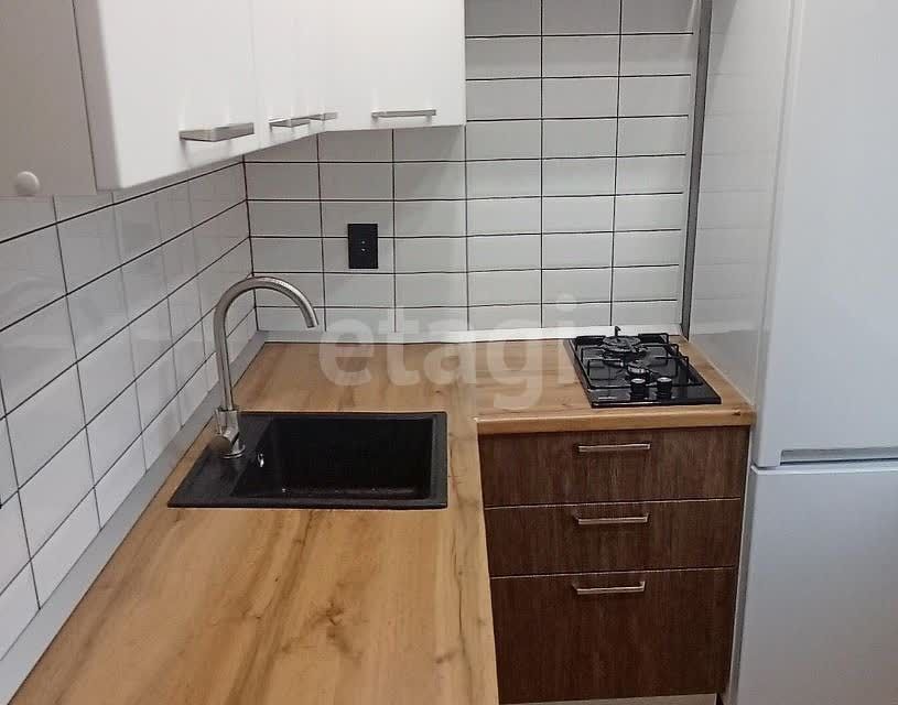 Продаётся 2-комнатная квартира, 42.2 м²