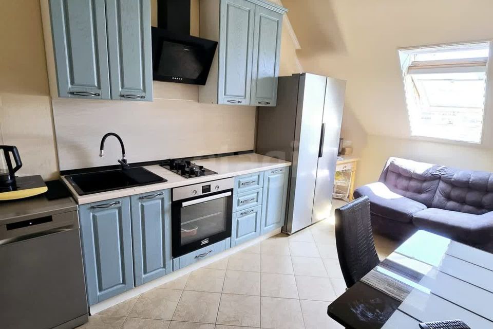 Продаётся 2-комнатная квартира, 56 м²