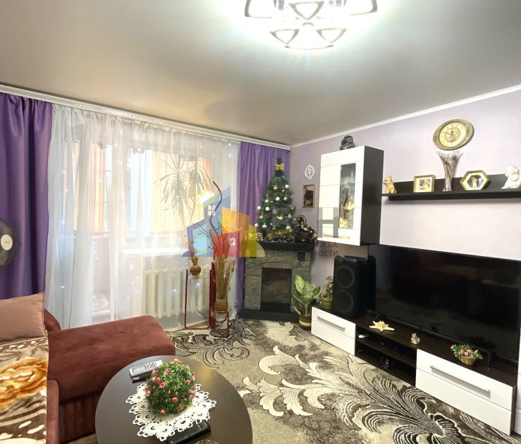 Продаётся 1-комнатная квартира, 42.2 м²