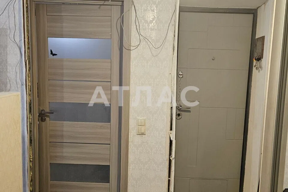 Продаётся 3-комнатная квартира, 53.7 м²