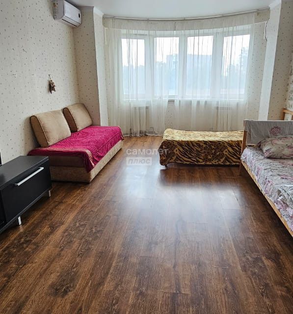 Сдаётся 2-комнатная квартира, 82 м²