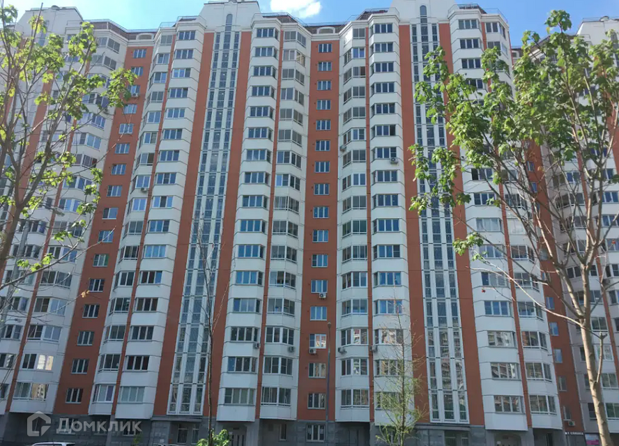Продаётся 1-комнатная квартира, 37.7 м²