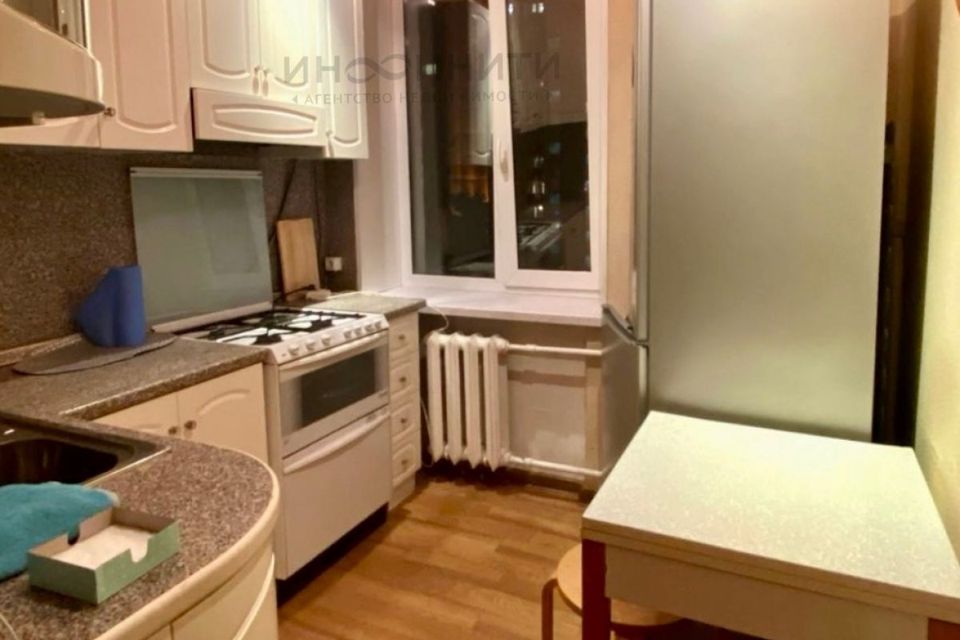 Продаётся 2-комнатная квартира, 43.6 м²