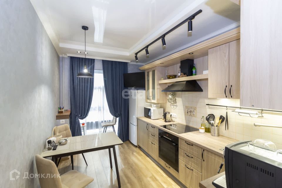 Продаётся 1-комнатная квартира, 41.5 м²