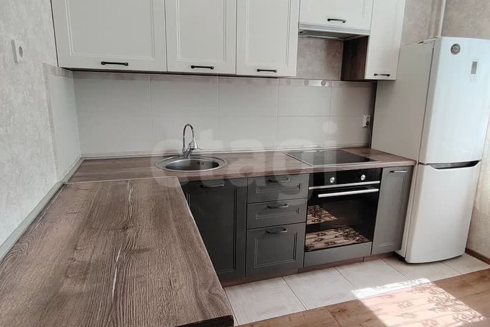 Продаётся 1-комнатная квартира, 40.7 м²