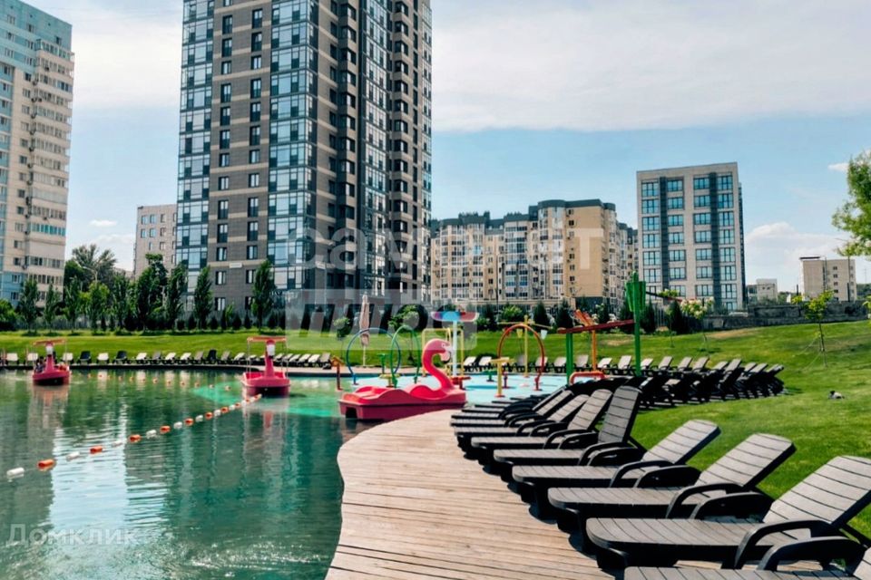 Продаётся 1-комнатная квартира, 53.1 м²
